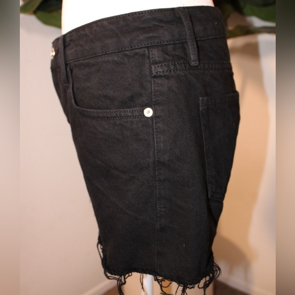 FRAME Le Grand Garcon Frayed Film Noir Black Denim Shorts - Picture 5 of 9
